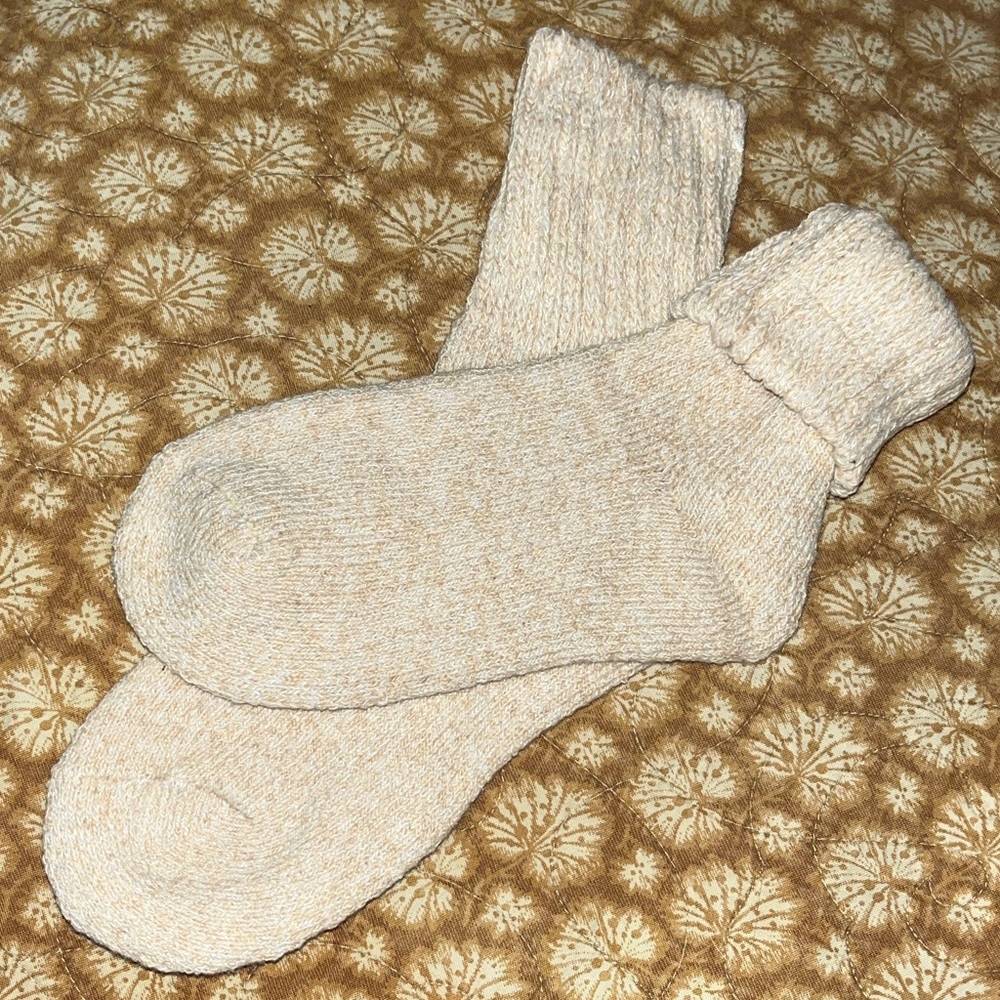 Cozy ‘Hygge’ Gift Set - Picture 8 of 13